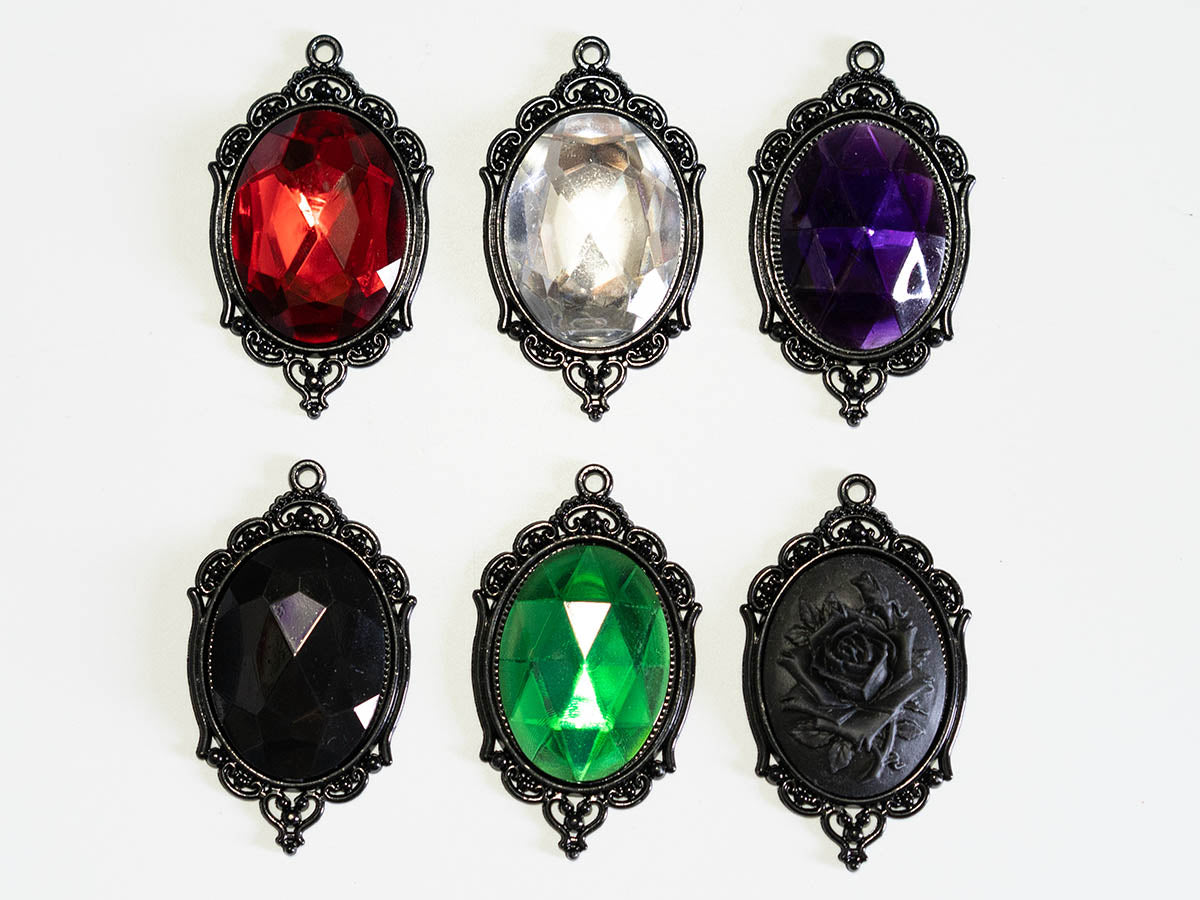 Baroque Crystal Pendant Choker