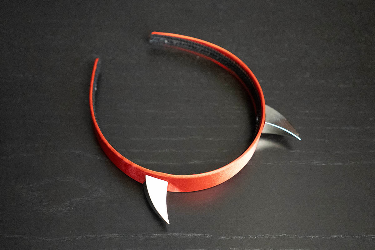 Hairband with Claws