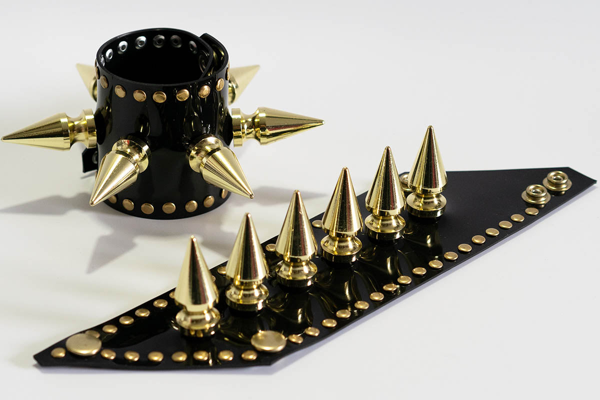 Diva Giant Spikes Cuff
