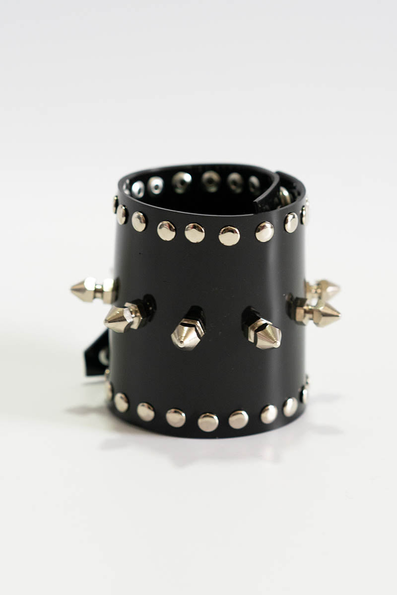 Diva Spike Cuff