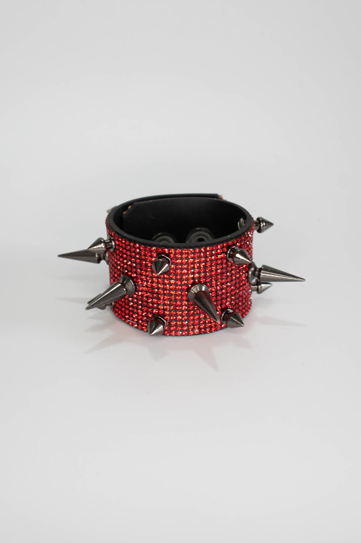 Deviant Cuff in Red