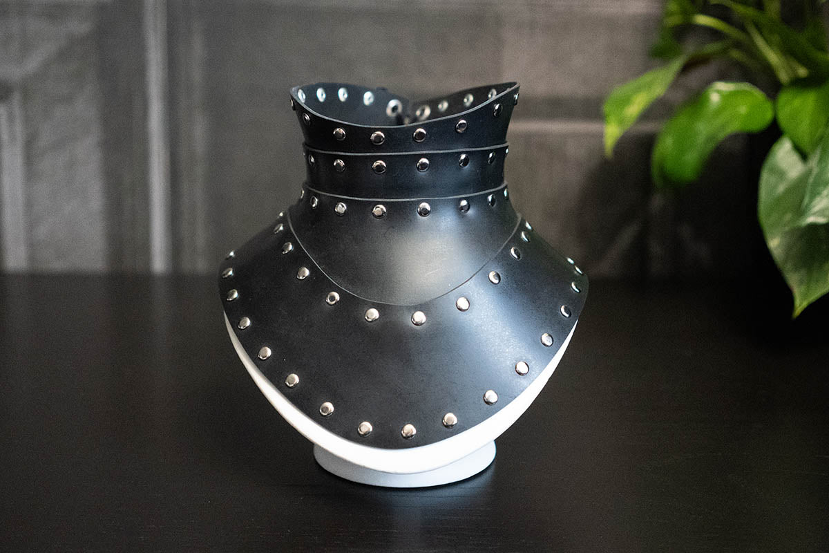 Armour Posture Collar with Rivets