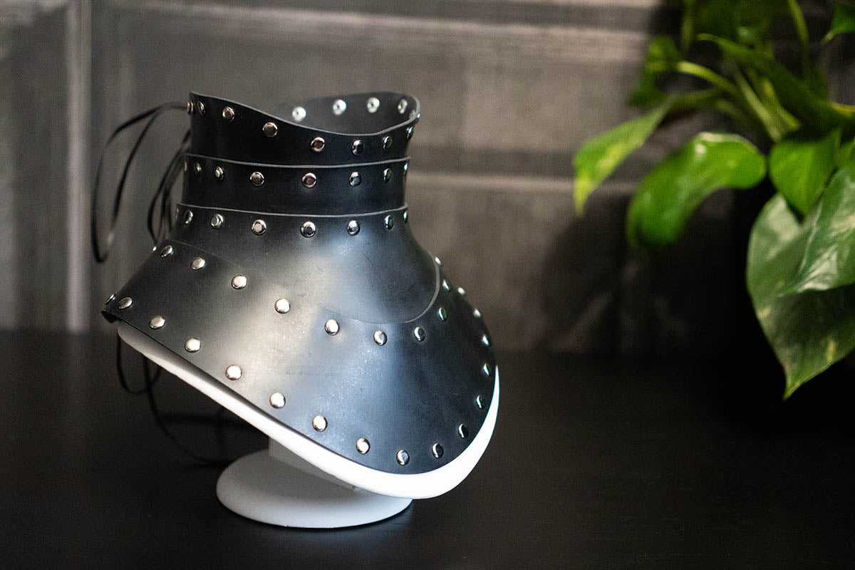 Armour Posture Collar with Rivets