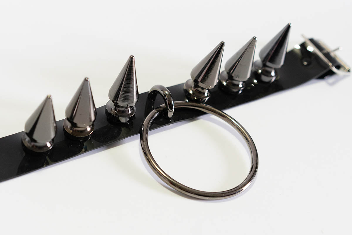 Giant Spikes Choker with Ring