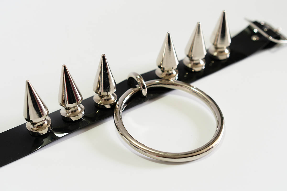 Giant Spikes Choker with Ring