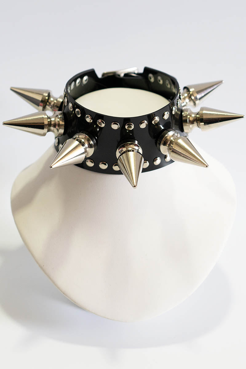 Diva Giant Spikes Choker