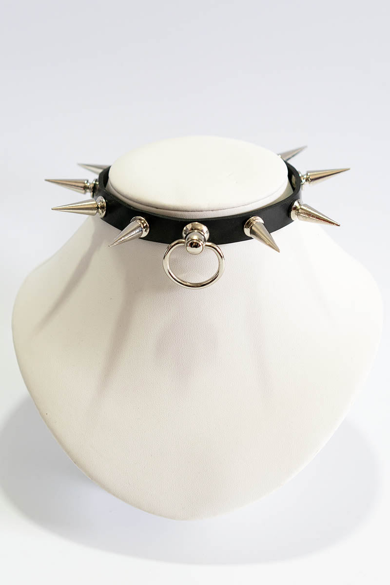 Slim Choker with Spikes and Ring