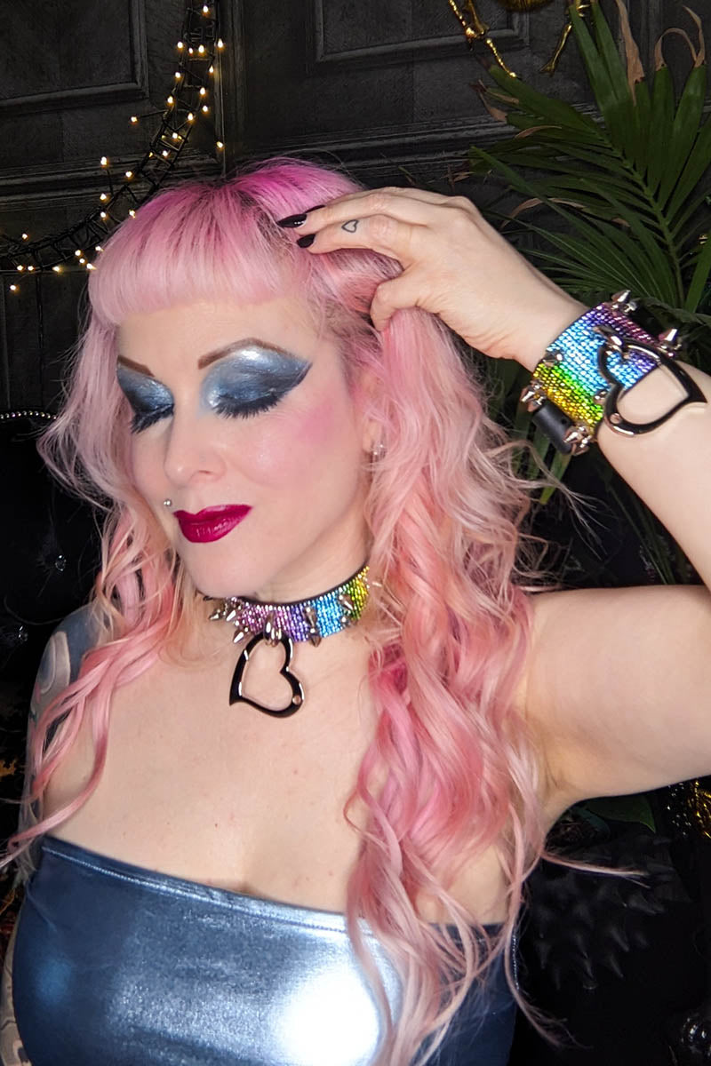 Tuf Luv Choker in Rainbow