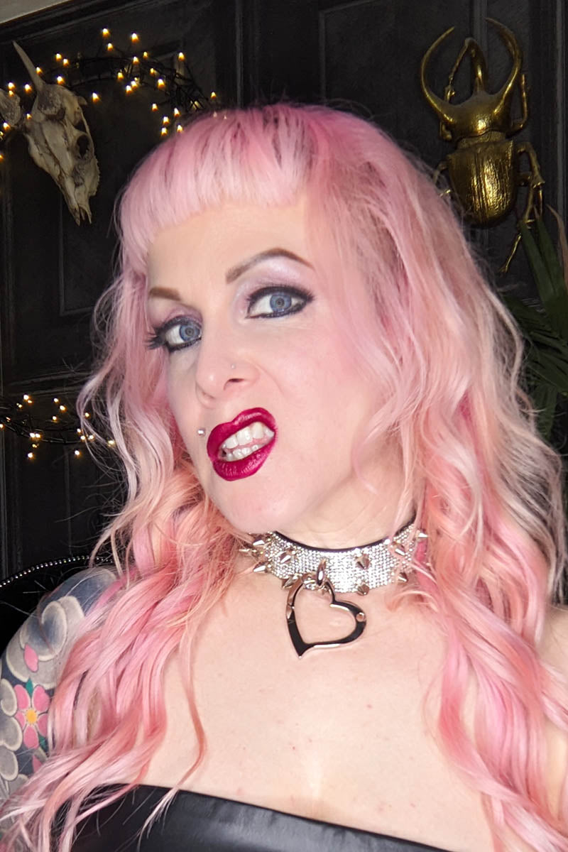 Tuf Luv Choker in Silver