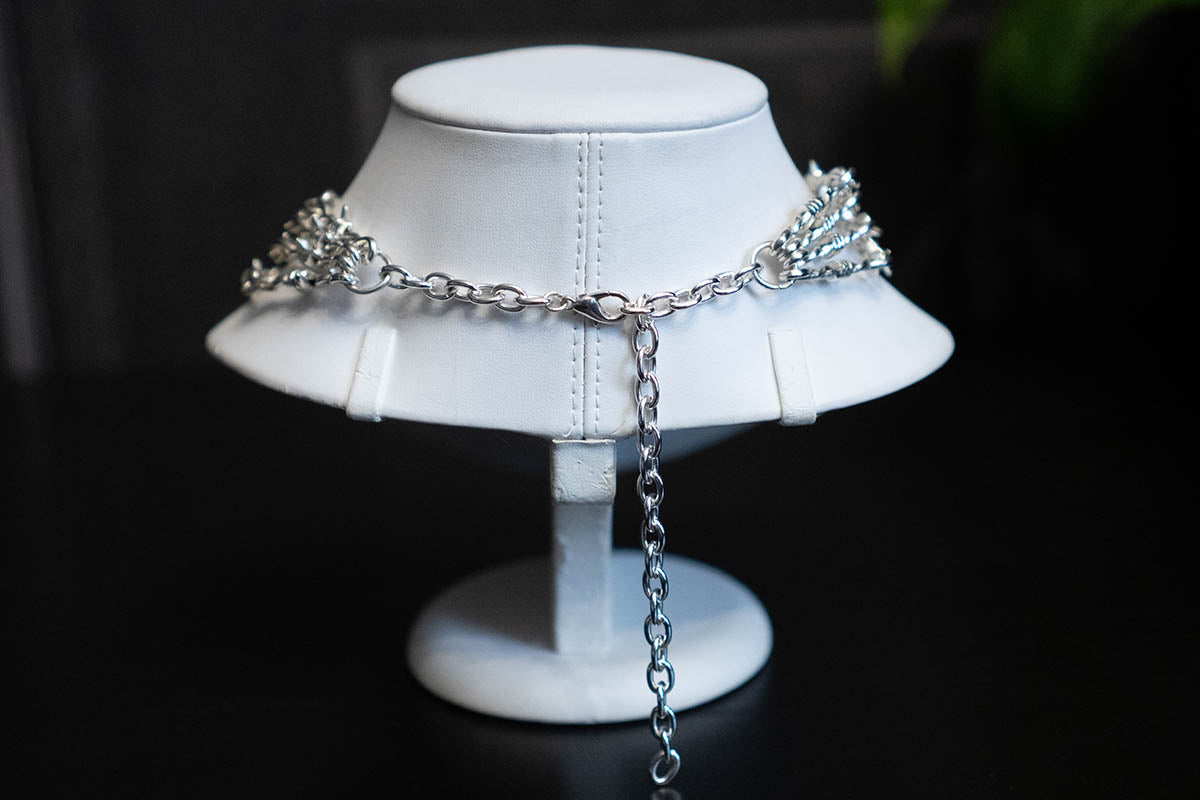 Venus Demure Necklace