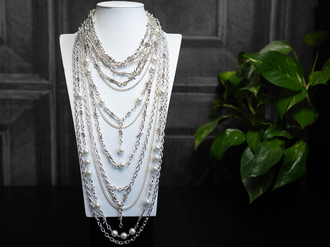 Venus Necklace White