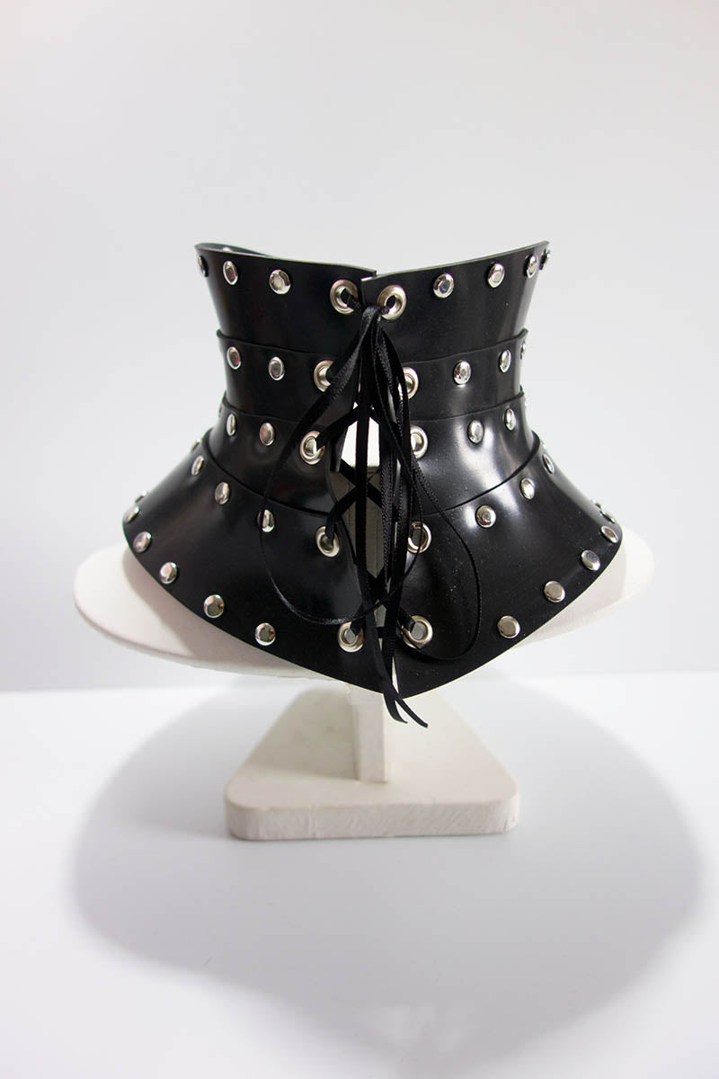 Armour Posture Collar with Rivets