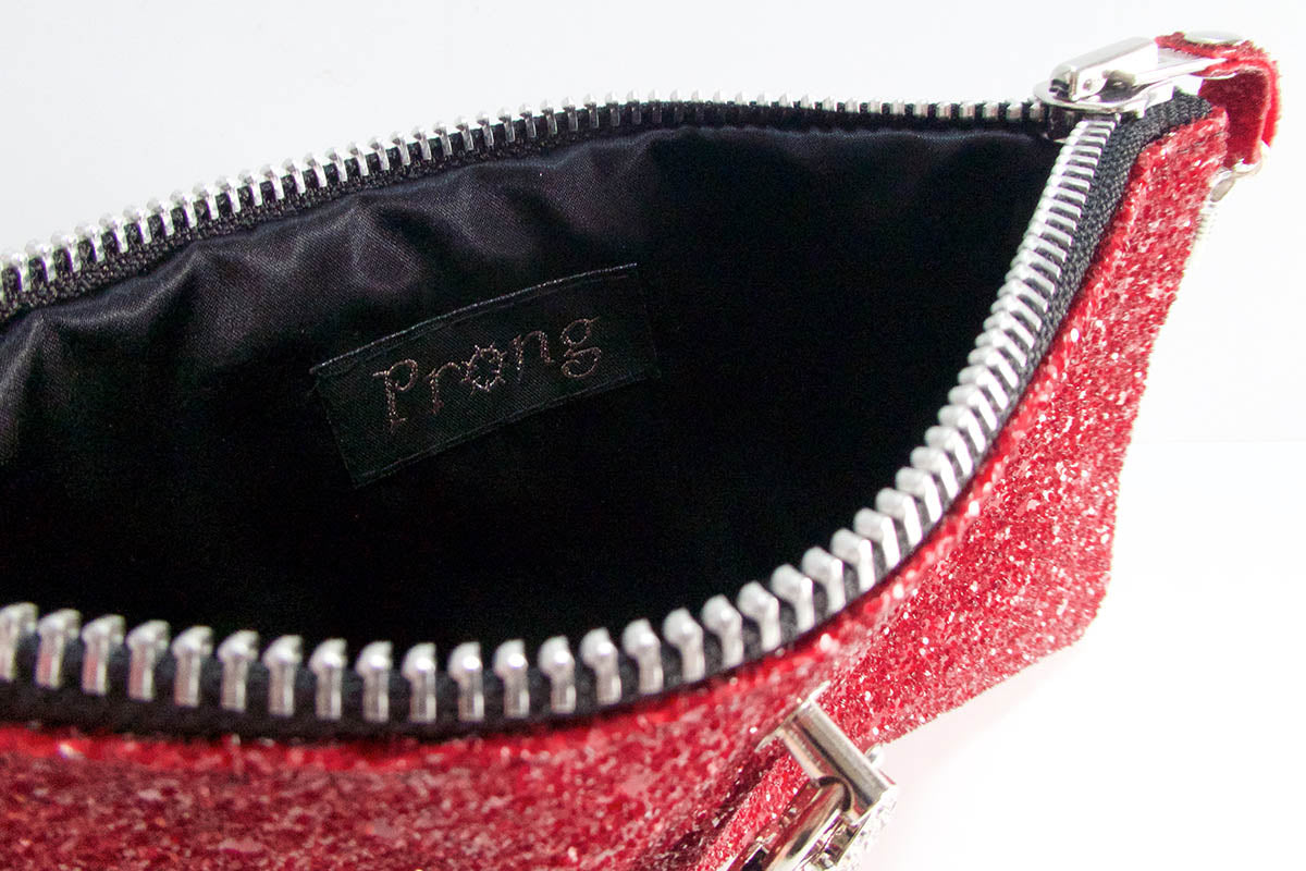 Make up bag w/ padlock in Dark Red Glitter