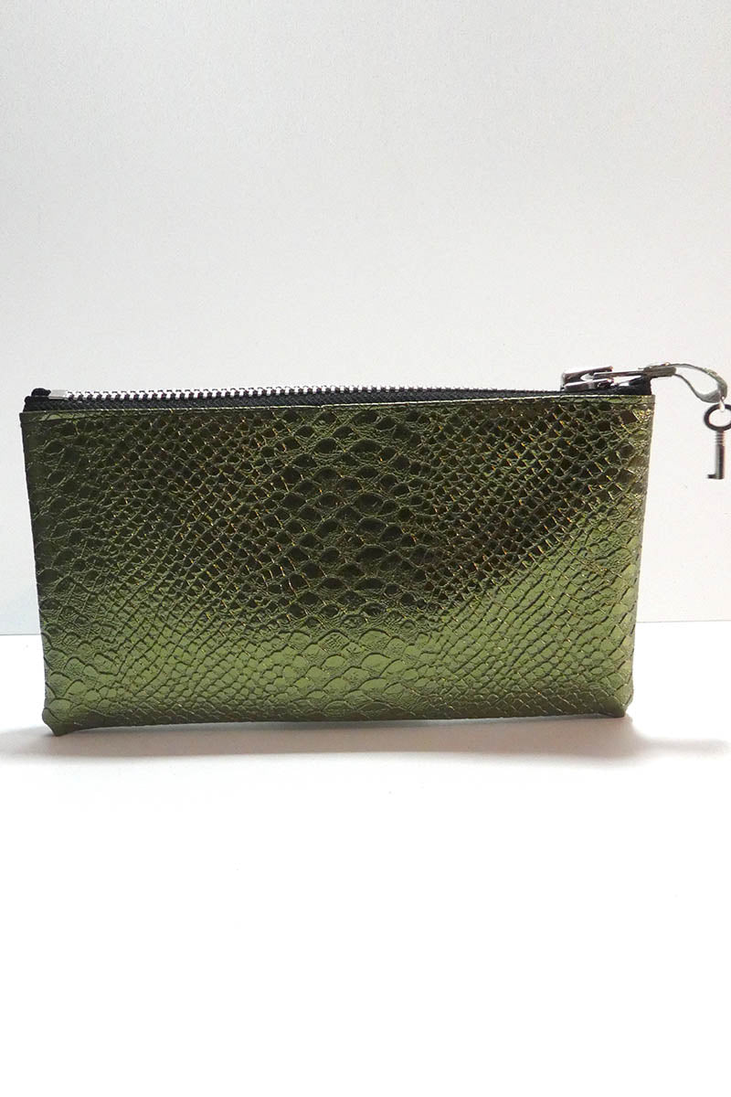 Make up bag w/ padlock in Snake
