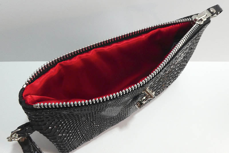 Clutch bag w/ padlock in Snake