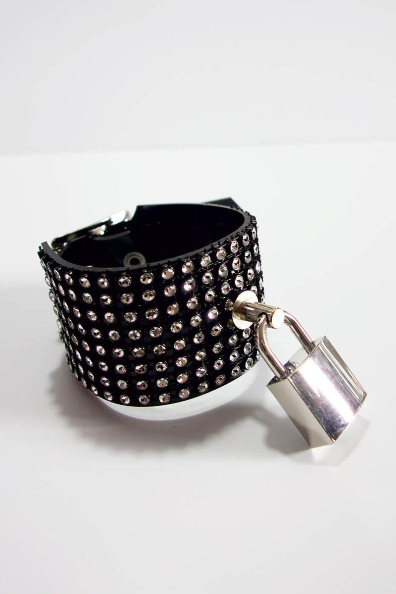 Diamante Bangle w/ Padlock