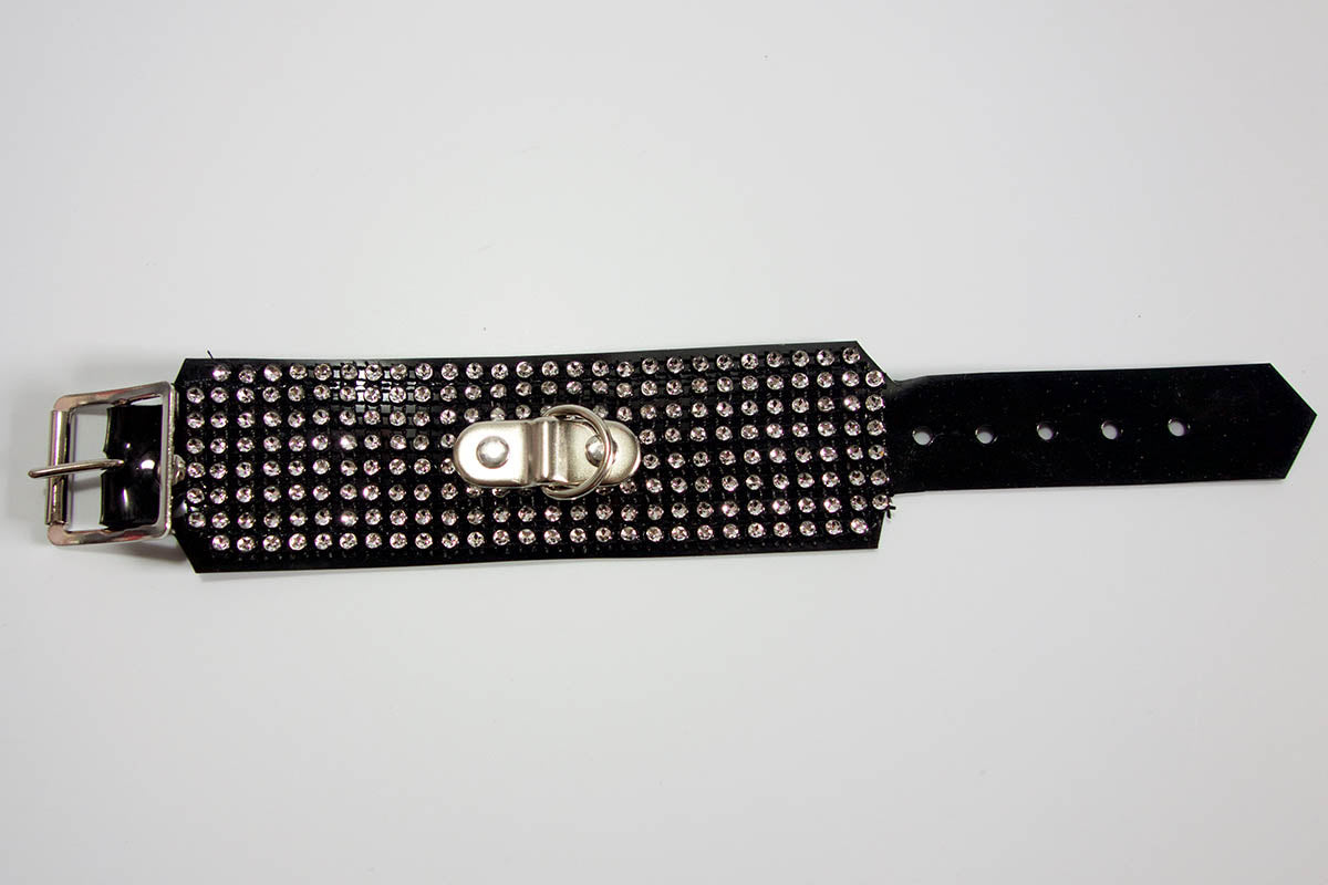 Diamante Bangle w/ D Ring