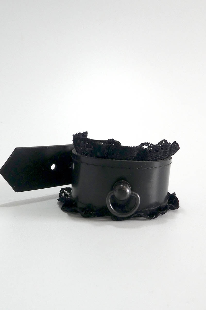 Bangle w/ Black Ring and Lace