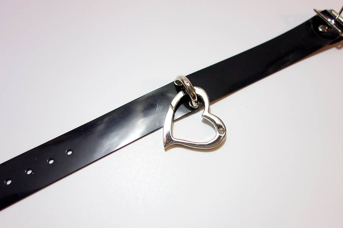 Love Trap Choker