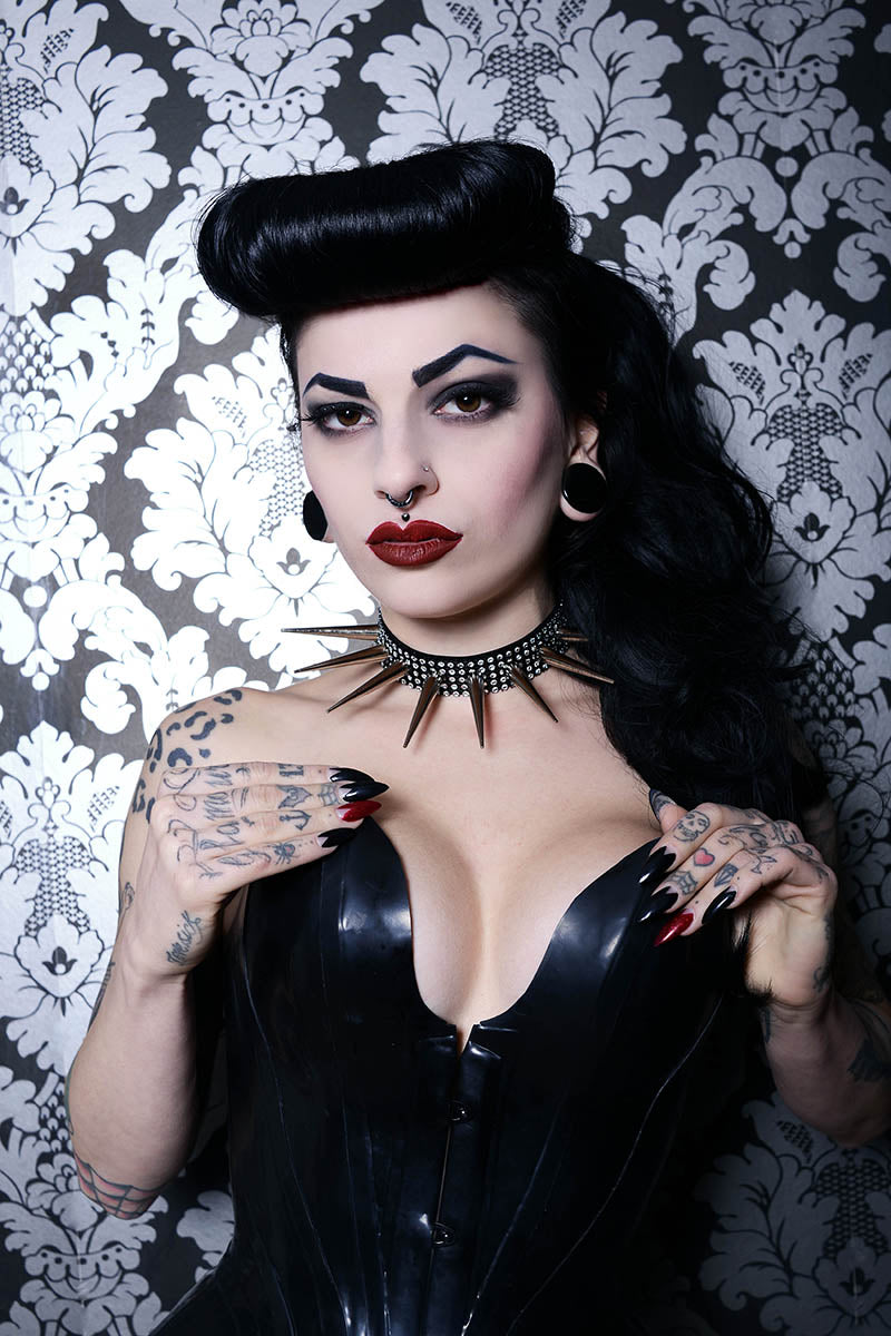 Diamante Choker w/ XL Spikes
