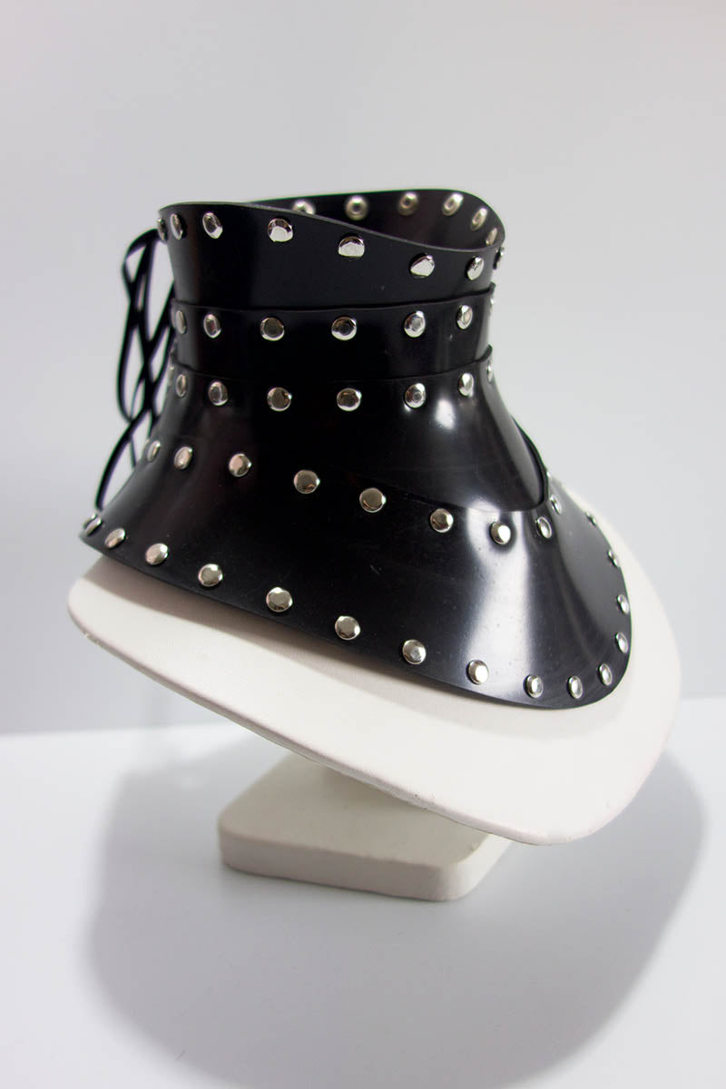 Armour Posture Collar with Rivets