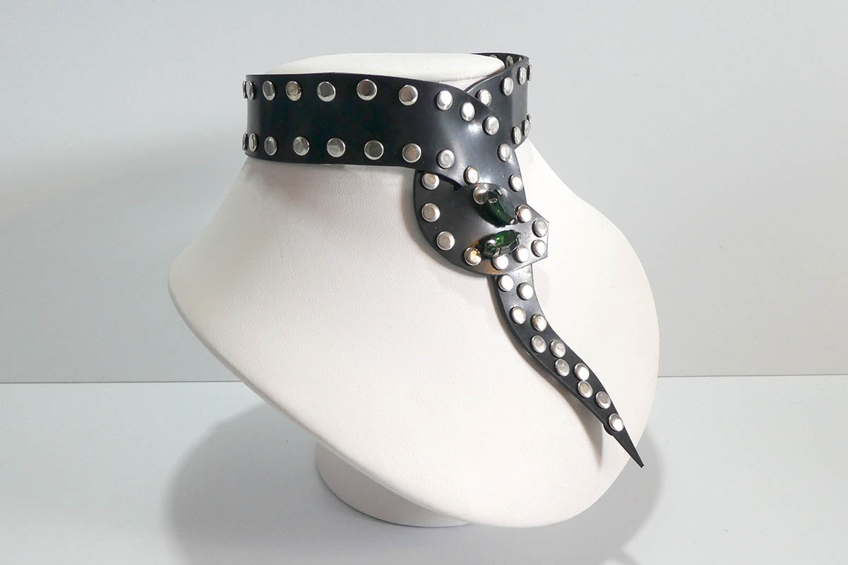 Small Snake Choker w/rivets