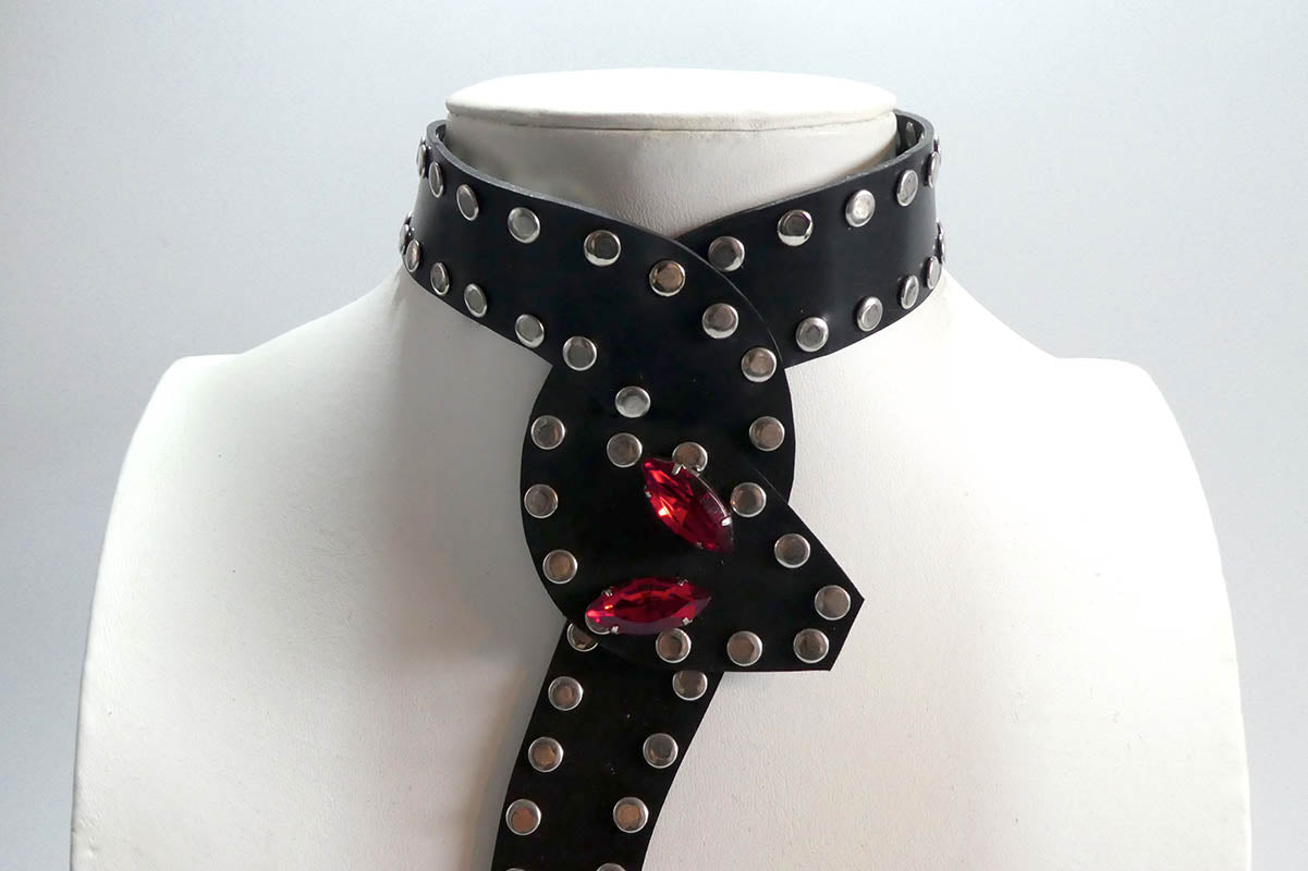 Snake Choker w/ rivets