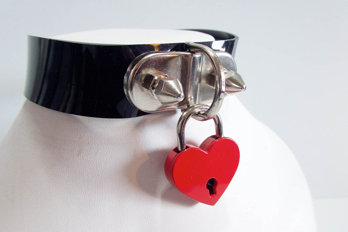 Chunky Padlock Choker