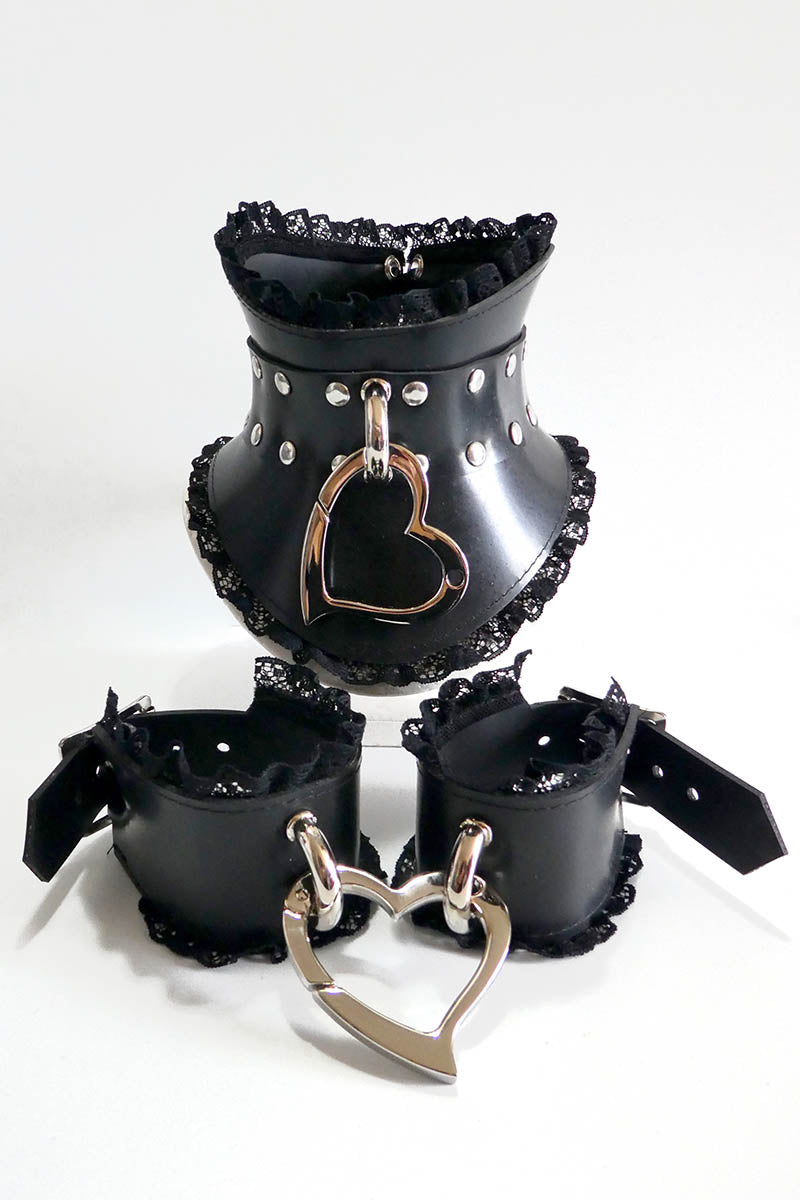 Love Trap Posture Collar with Lace