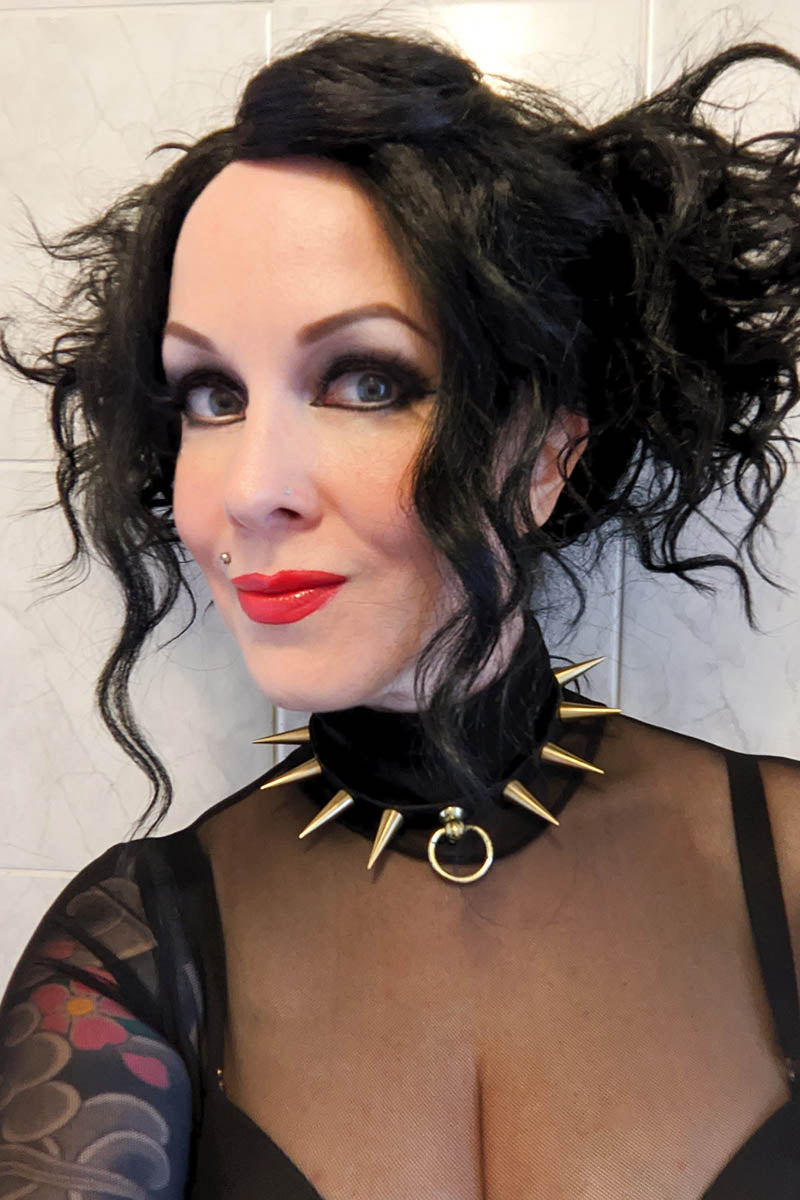 Slim Choker with Spikes and Ring