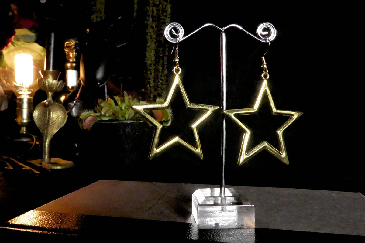 Big Star Earrings Gold