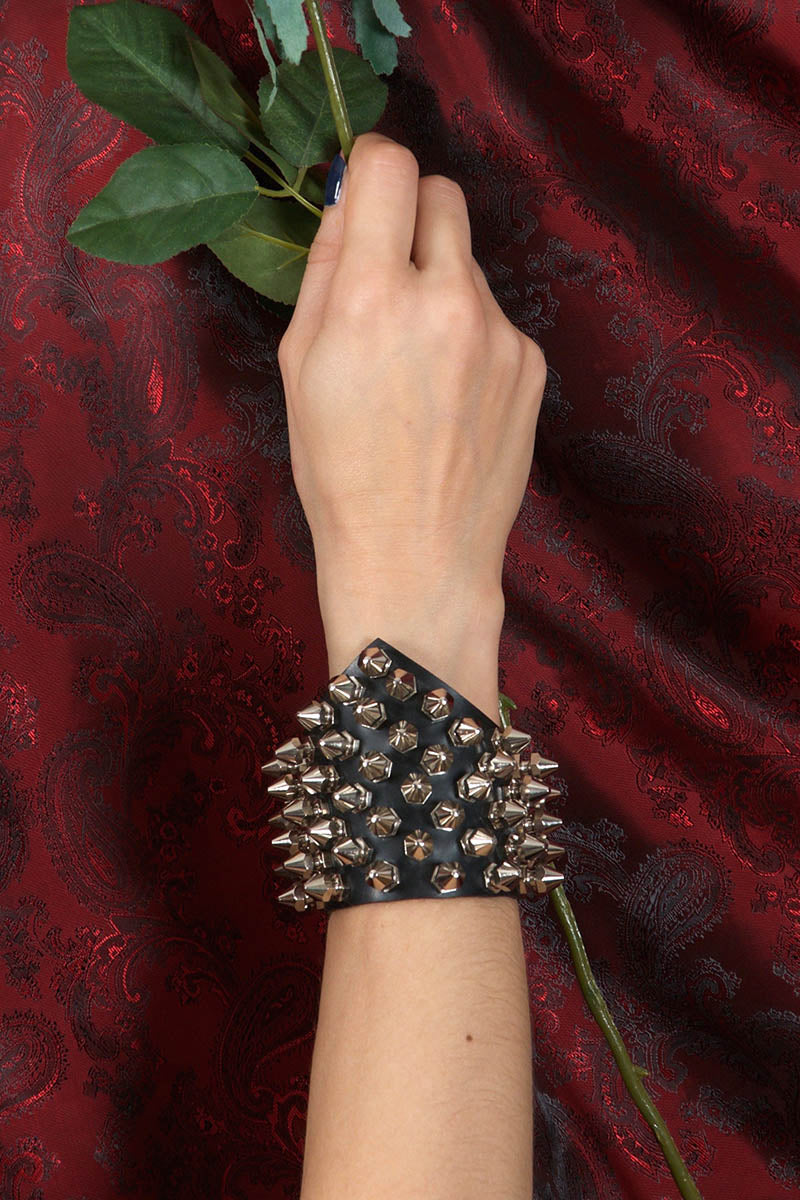 Spike Bangle in Silver