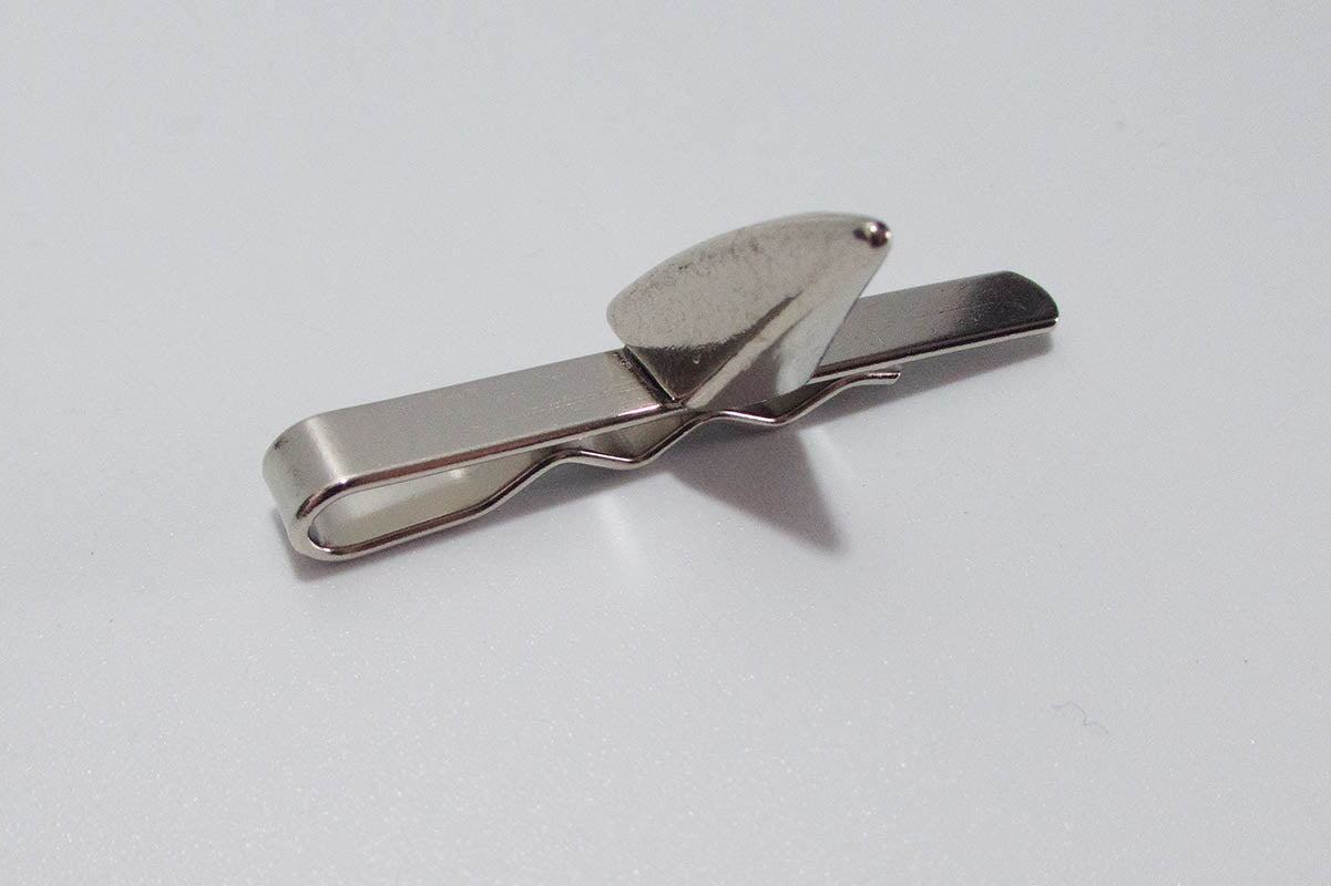 Tie Bar w/ Claw