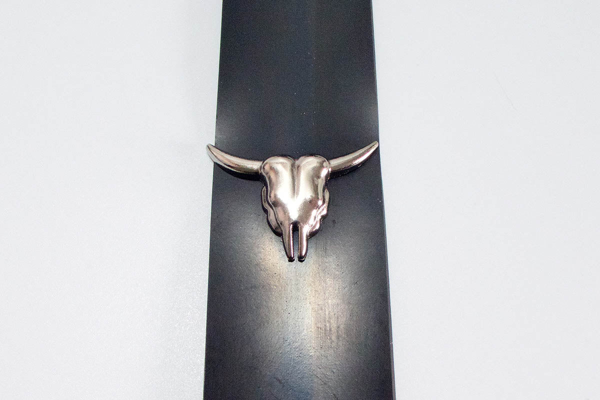 Skinny Tie with Cow Skull