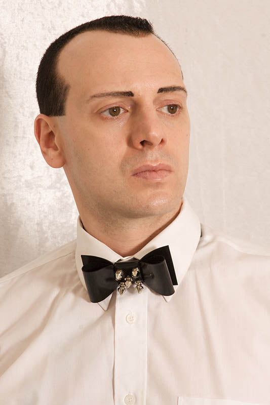 Rubber Bow Tie w/ 5 Spikes