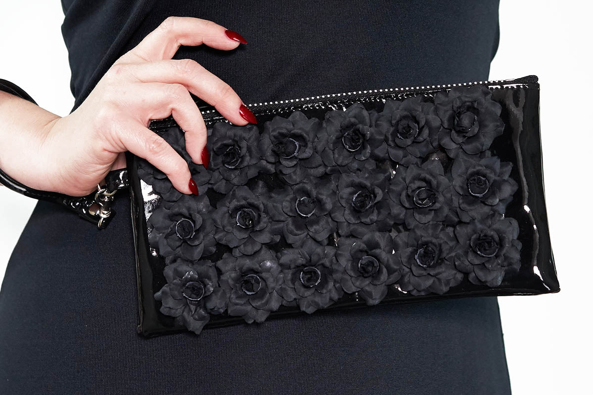Clutch bag w/ Roses in White and Pink