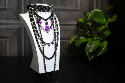 Belladonna Choker