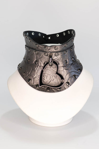Dark Silver Leather Love Trap Posture Collar