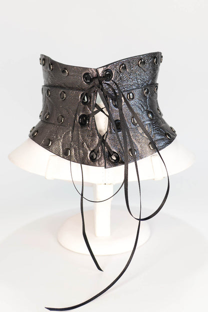 Dark Silver Leather Love Trap Posture Collar