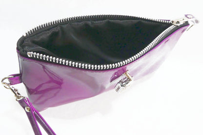 Clutch bag w/ padlock in Gloss PVC