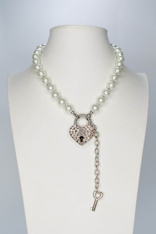 Pearl Necklace - Limited Edition