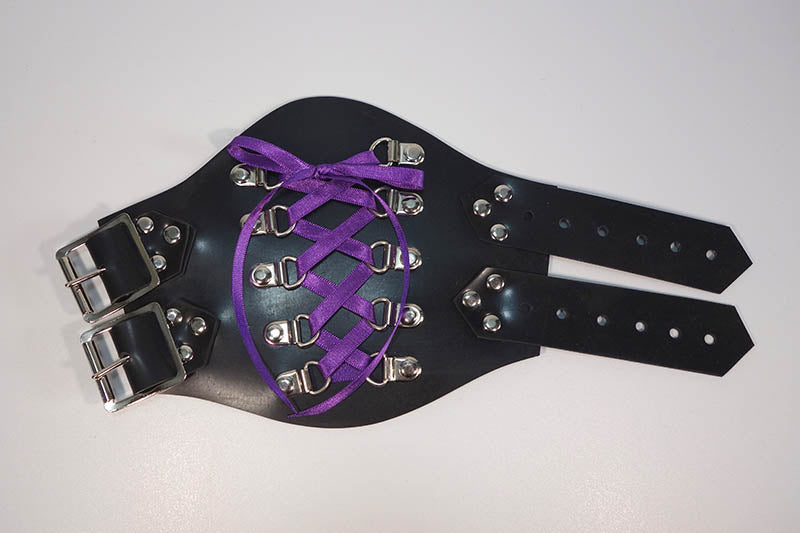 Lace Up Gauntlet