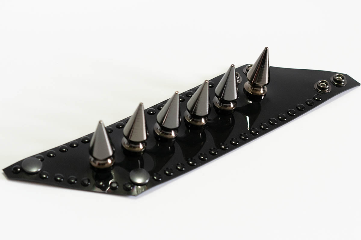 Diva Giant Spikes Cuff