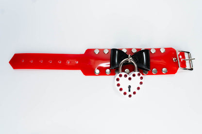 Flirt Bracelet in Red