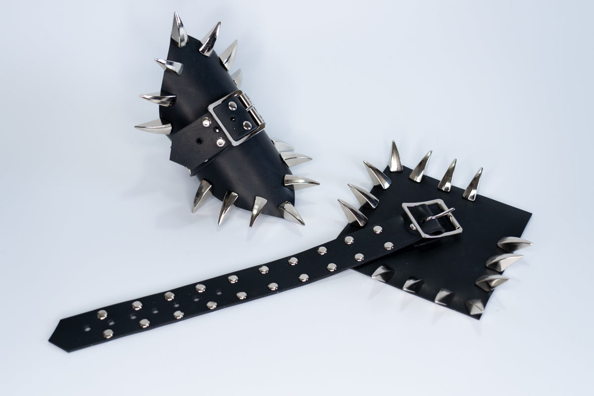 Claw Buckle Bracelet
