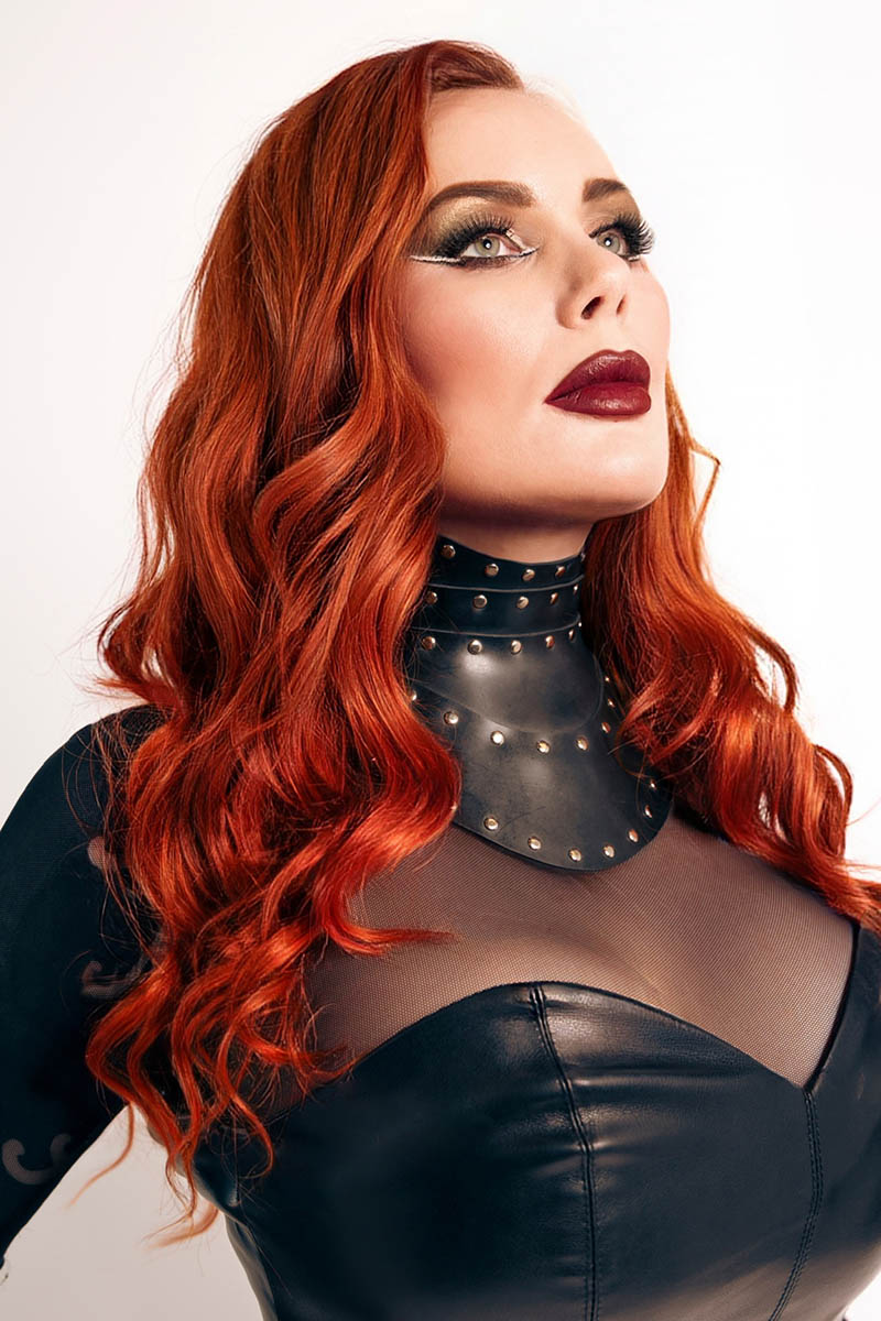 Armour Posture Collar with Rivets