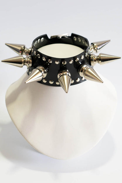 Diva Giant Spikes Choker in Silver