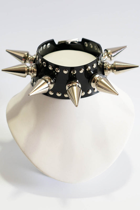 Diva Giant Spikes Choker