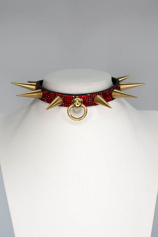 Tease Choker in Red