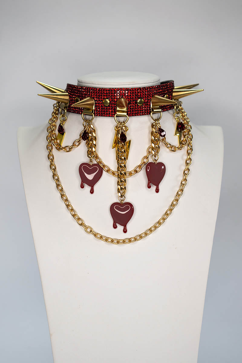 Deviant Choker with Short Chains in Red